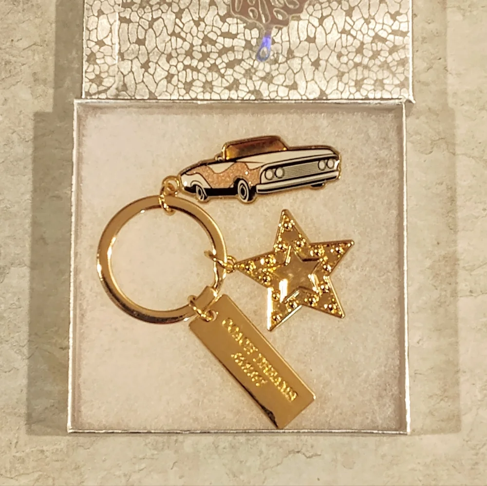 COACH DREAMERS SUNSET PINK CADILLAC GOLD STAR & BANNER KEY CHAIN / BAG CHARM